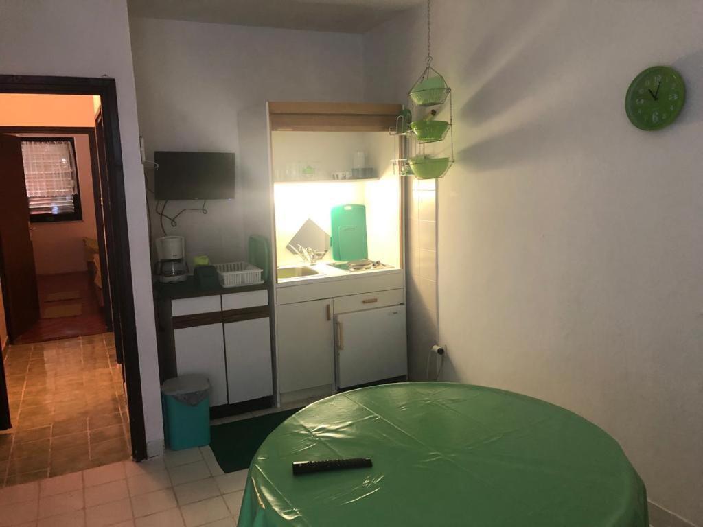 Apartments And Rooms With Parking Space Klenovica, Novi Vinodolski - 5590 Bagian luar foto