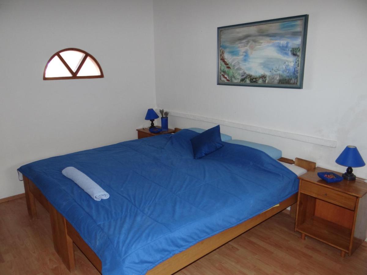 Apartments And Rooms With Parking Space Klenovica, Novi Vinodolski - 5590 Bagian luar foto