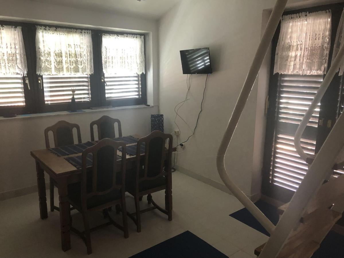 Apartments And Rooms With Parking Space Klenovica, Novi Vinodolski - 5590 Bagian luar foto