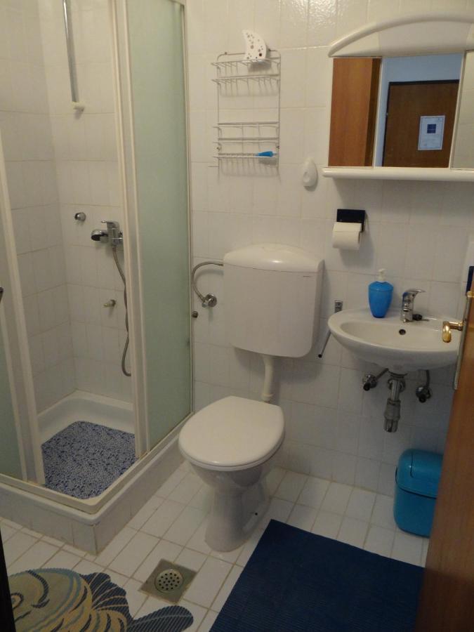 Apartments And Rooms With Parking Space Klenovica, Novi Vinodolski - 5590 Bagian luar foto